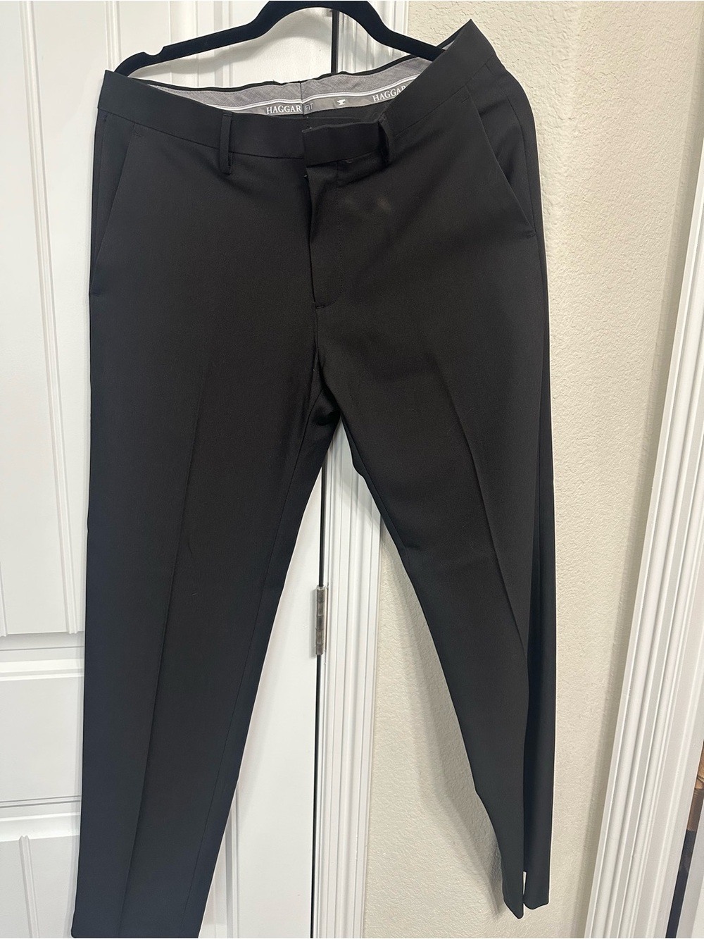 Haggar Men's Black Dress Slacks - straight fit 32x32